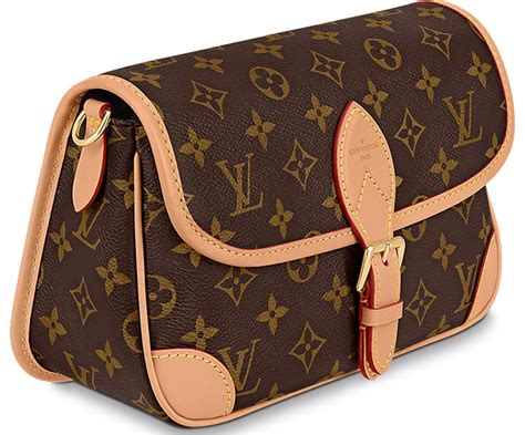 pochette louis vuitton maschile|louis vuitton diane bag.